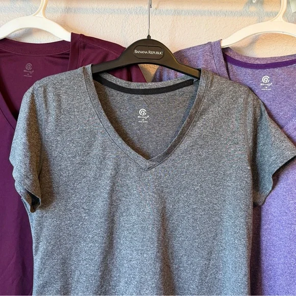 C9 by Champion Activewear Short-Sleeve V-Neck Shirt, Women's Medium, EUC - Picture 2 of 16